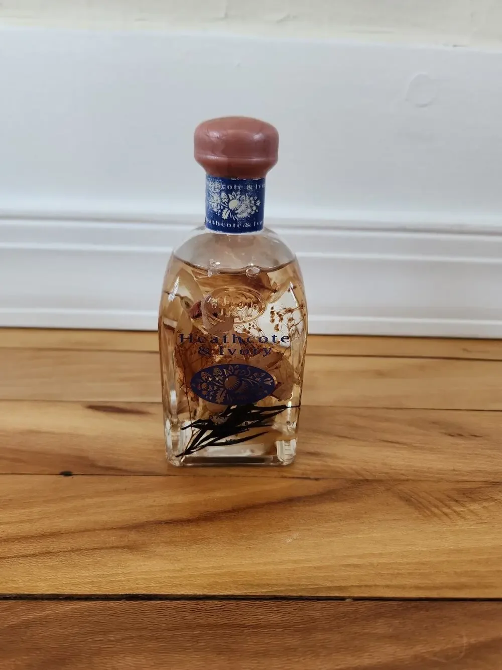 Vintage Heathcote & Ivory Luxury Bath Oil Rose Honeysuckle 200 ML